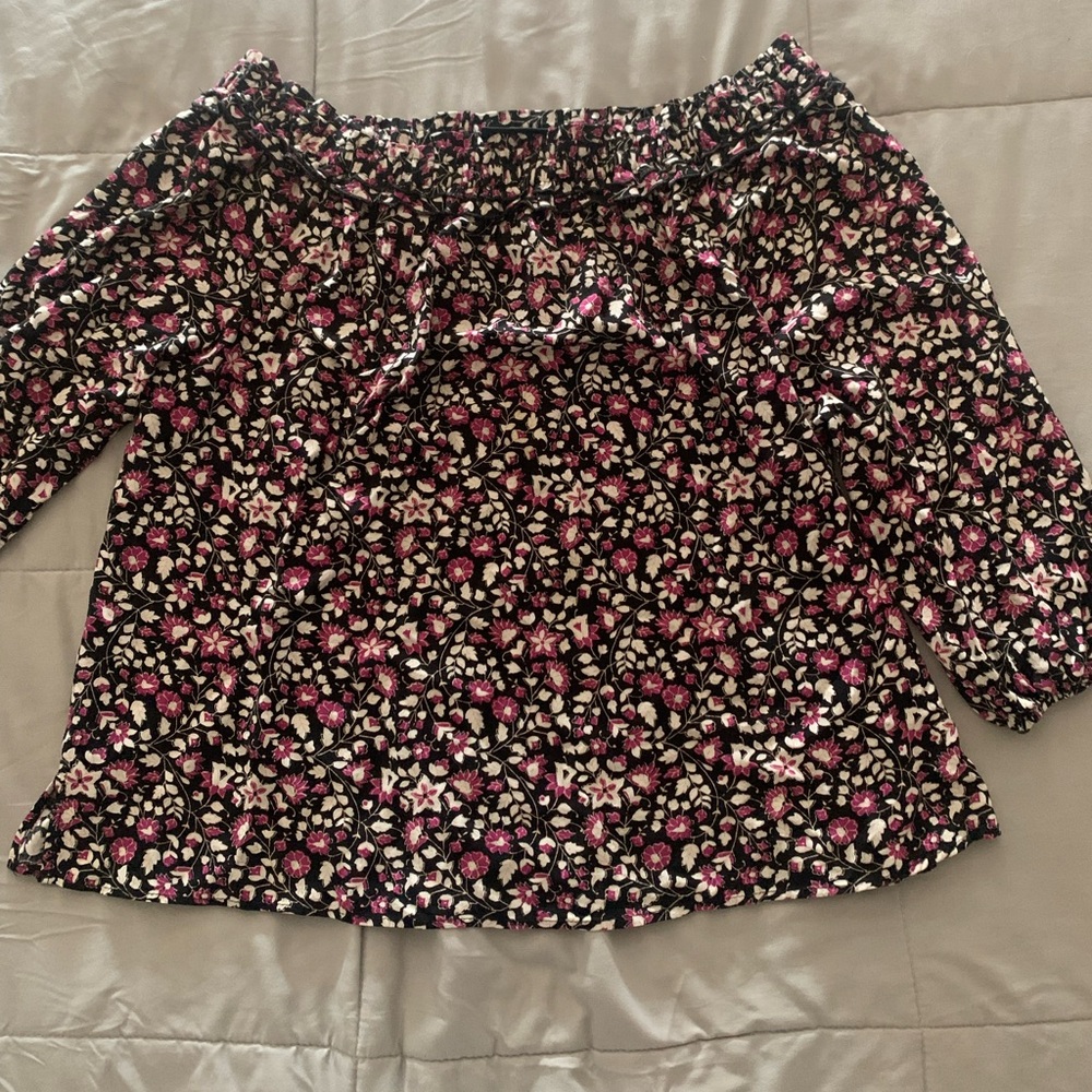 Off shoulder blouse